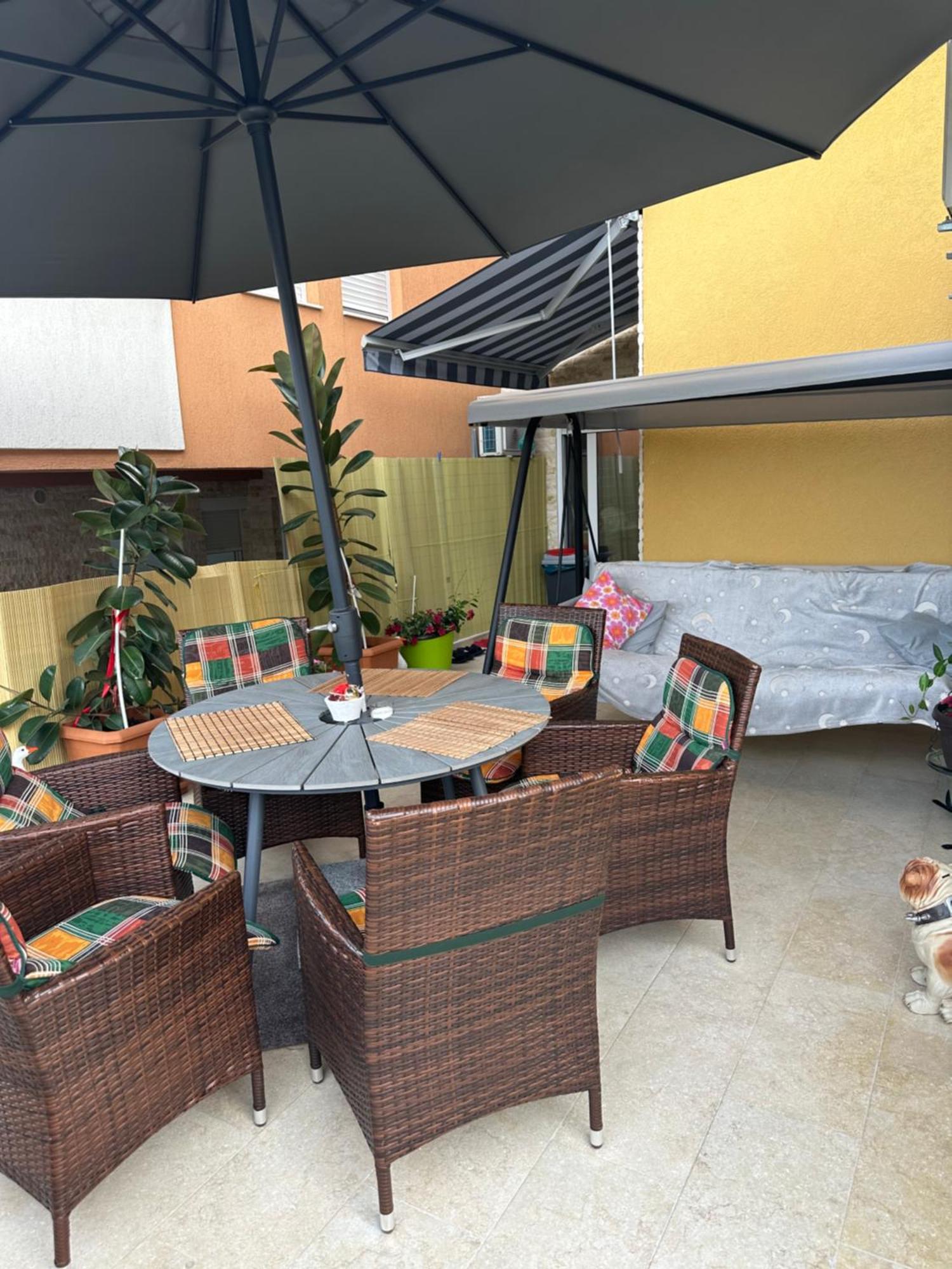 Apartments Edona Улцинь Екстер'єр фото